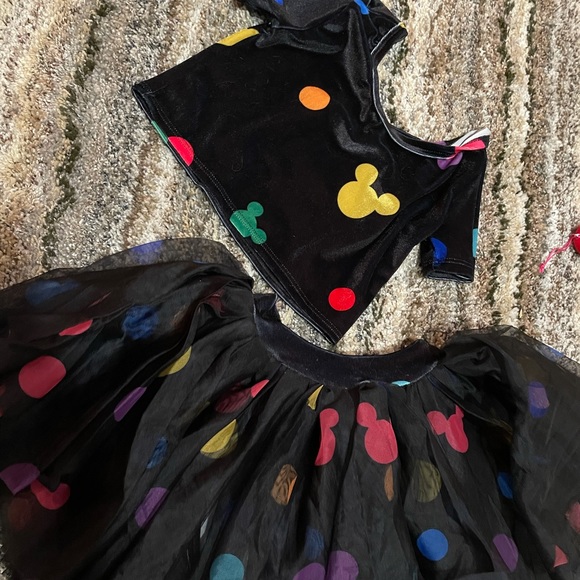 Wild rich kids mickey and dots tutu sz 9/10
